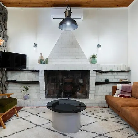 Casa Senhora Do Rosário - * Furnas (Azores)